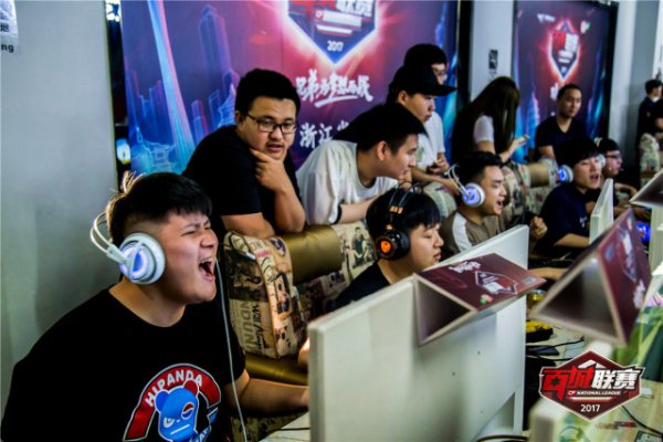 这场巅峰对 这场巅峰对